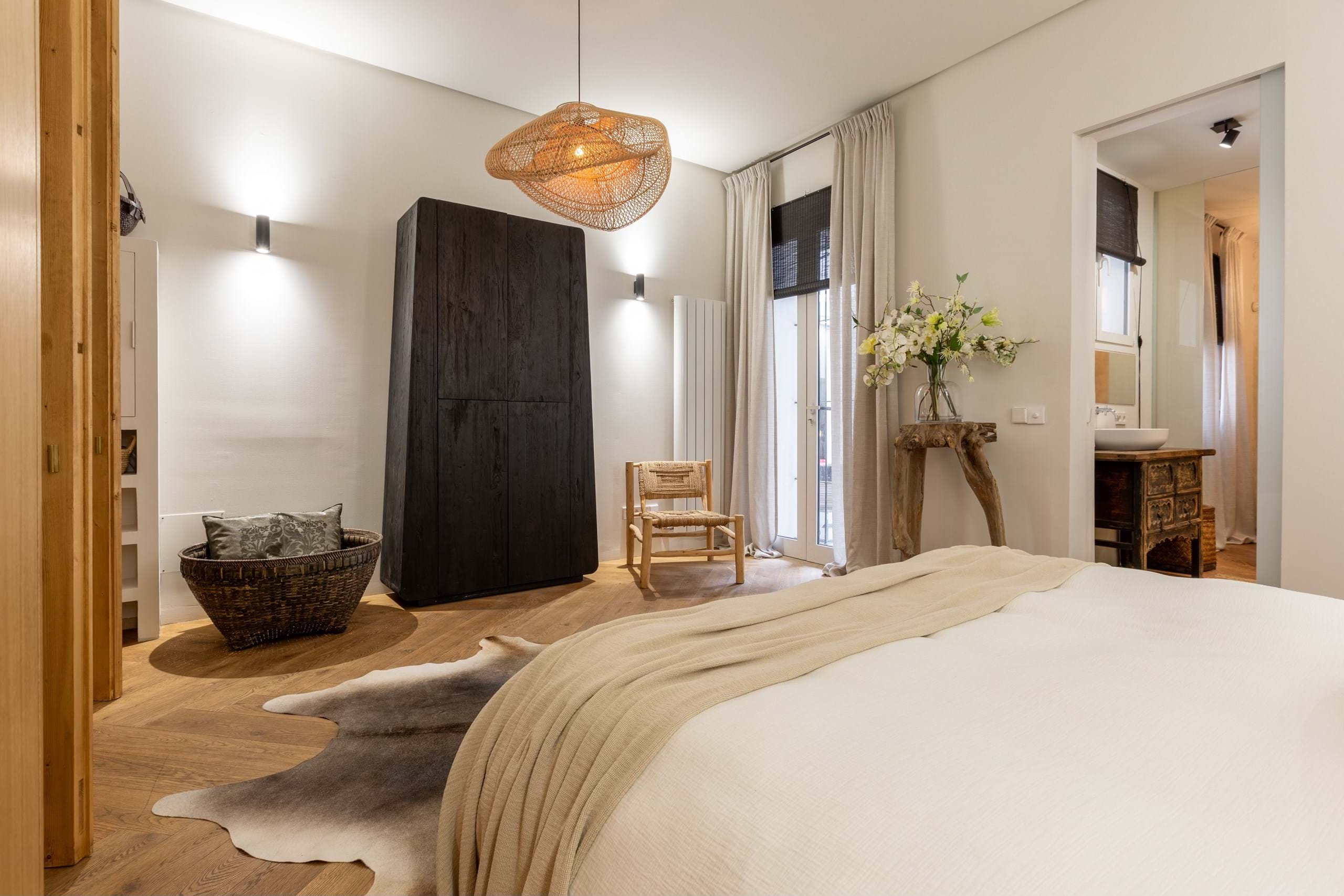 Exceptional Renovation in the Heart of La Missio - Spacious apartment with charm and character