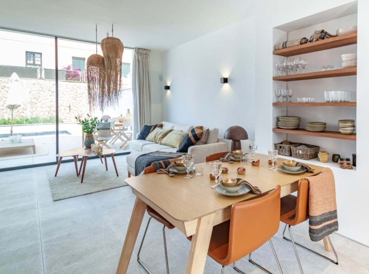 Luxury New-Build Townhouse in El Molinar – Just 120m from the Beach