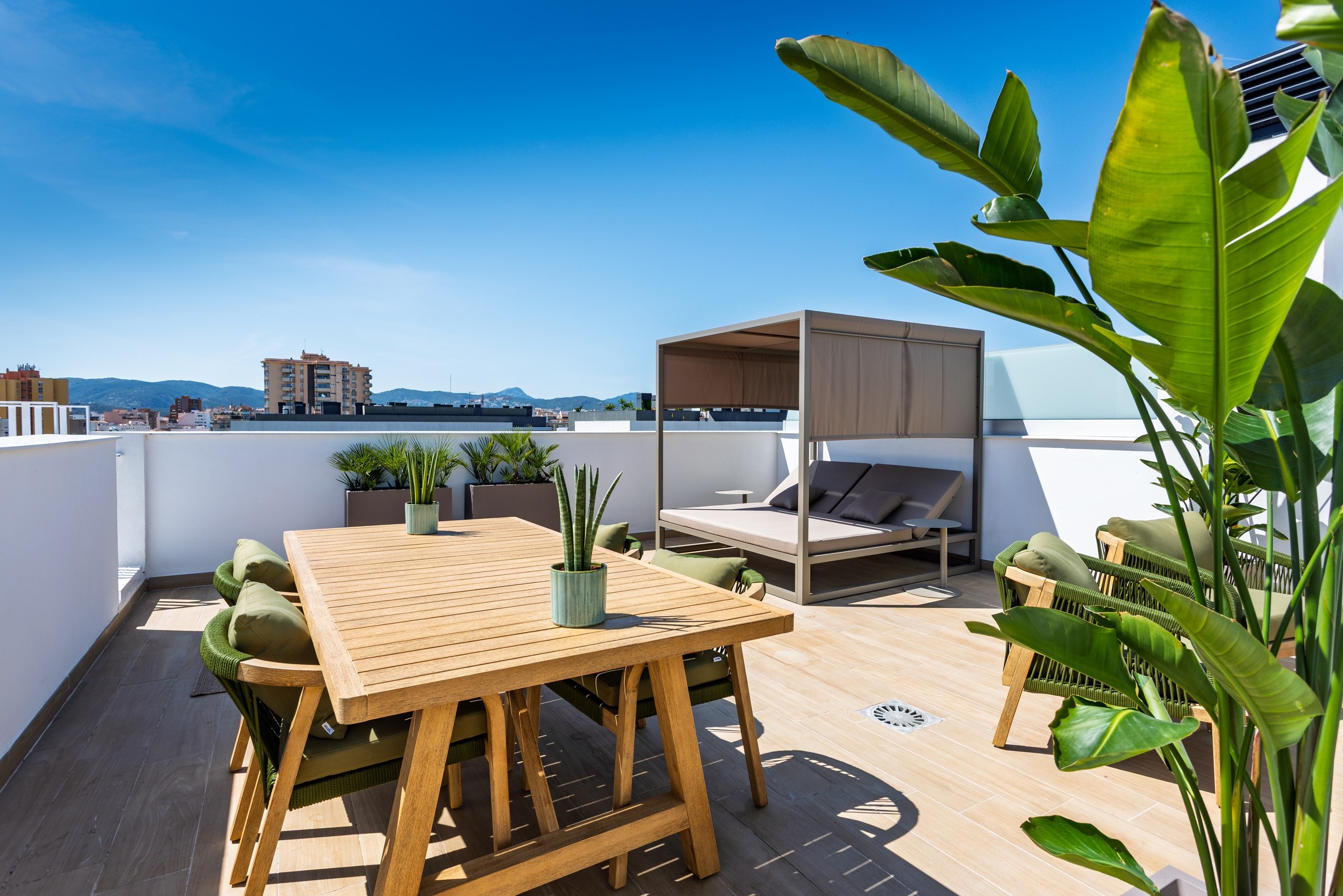 Newly built penthouse for sale in Palma with sea views and private roof terrace