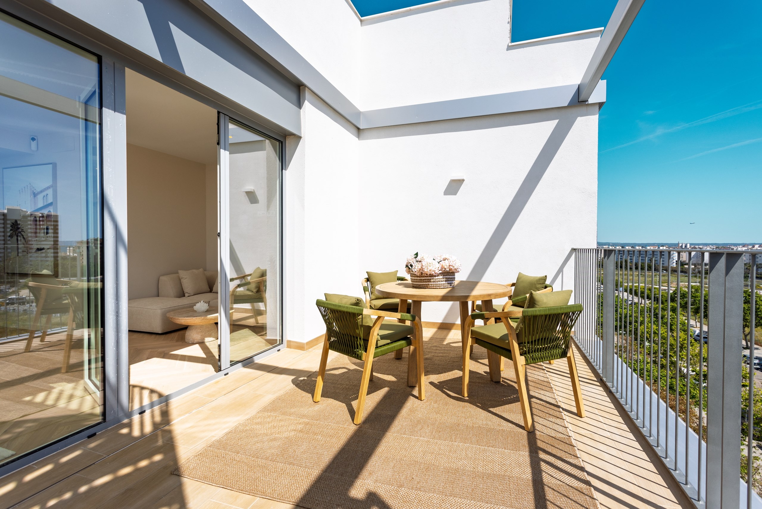Newly built penthouse for sale in Palma with sea views and private roof terrace