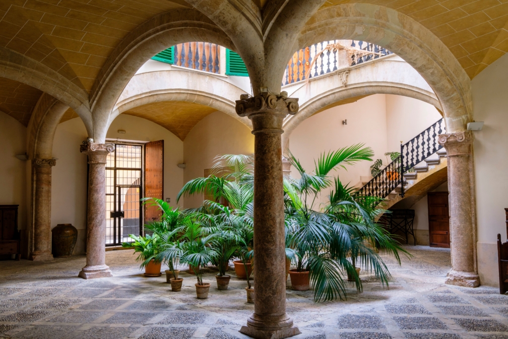 Palma Interior Courtyard